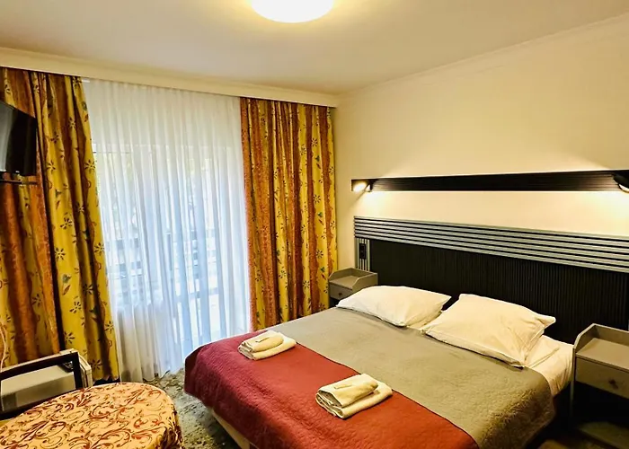 Ow Lesnydwor 리조트 *